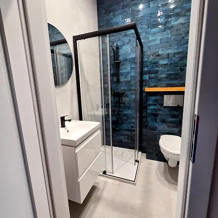 W Starym Koszarowcu ボルネ・スリノボ